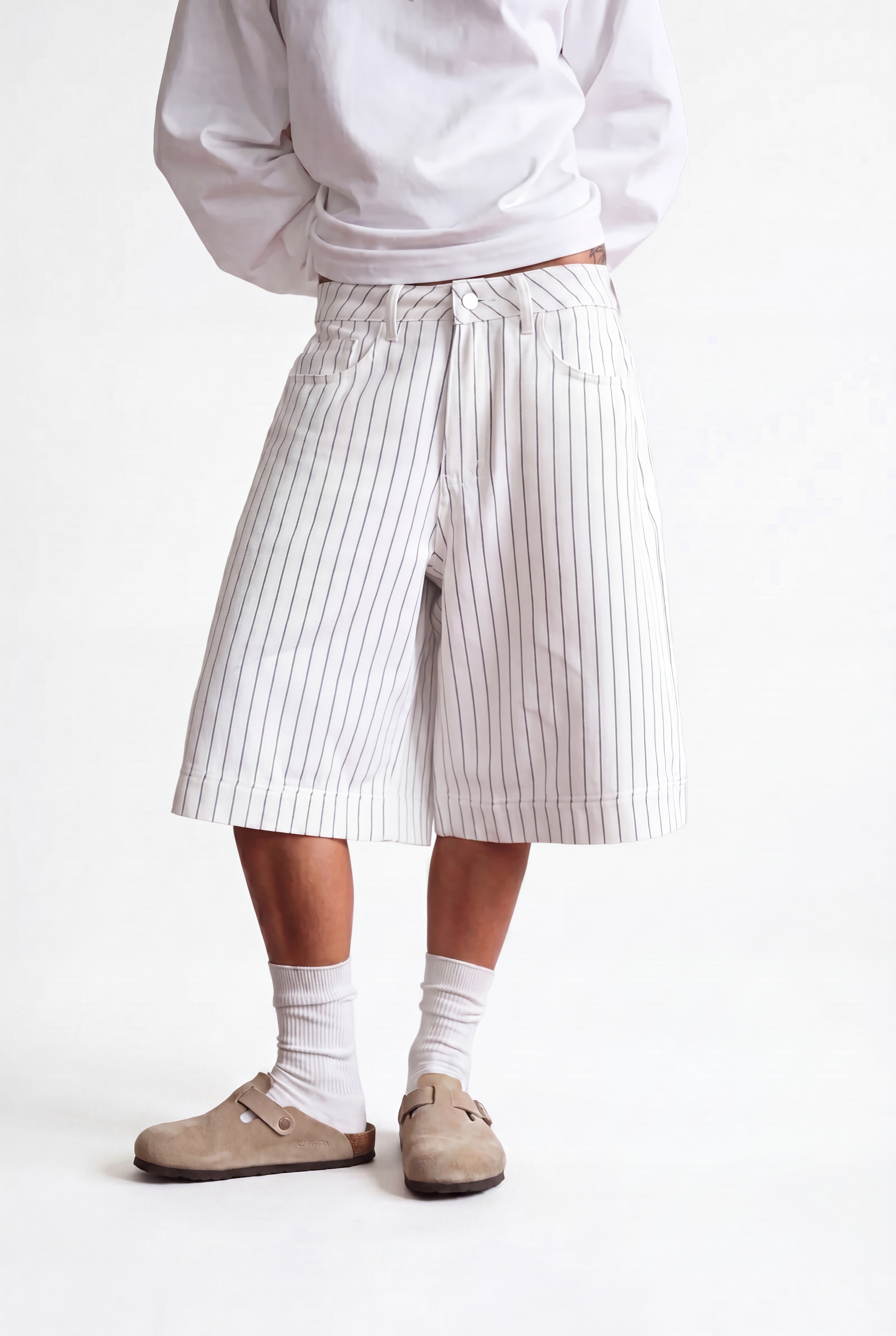 striped oversized long shorts - black & white